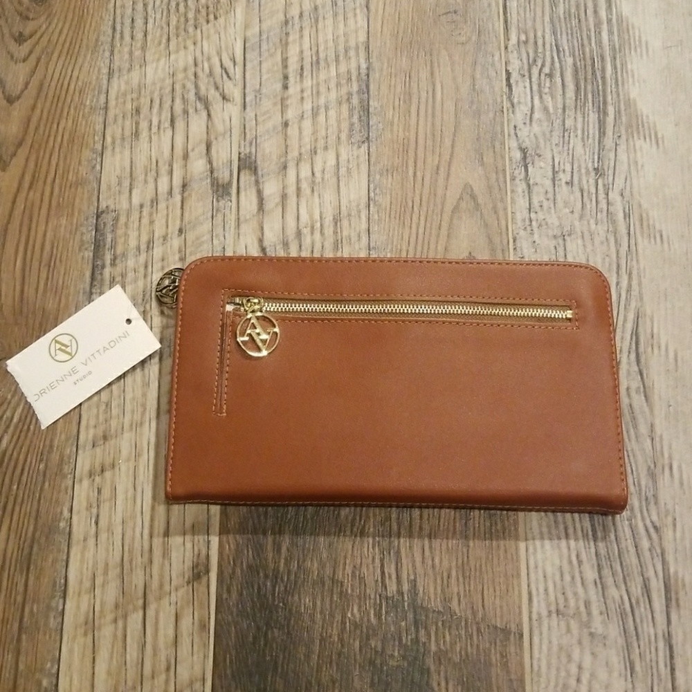 NWT Adrienne Vittadini Portfolio Wallet Cognac